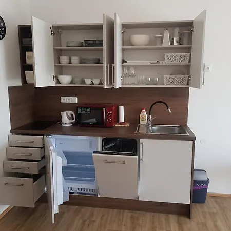 Barbora Aparthotel 3*